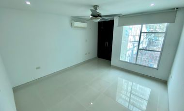 SE ARRIENDA CASA DE 3 HABITACIONES EN EL PRADO, SANTA MARTA