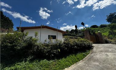 Casa en Alquiler en Envigado Las Antilllas