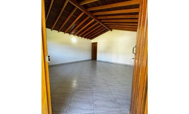 Casa en Alquiler en Envigado Las Antilllas