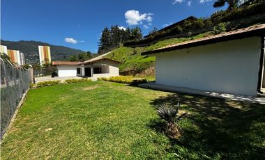 Casa en Alquiler en Envigado Las Antilllas