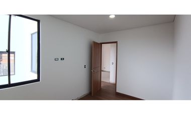 Arriendo Apto cota centro para estrenar  $ 1.800.000