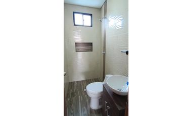 Arriendo Apto cota centro para estrenar  $ 1.800.000