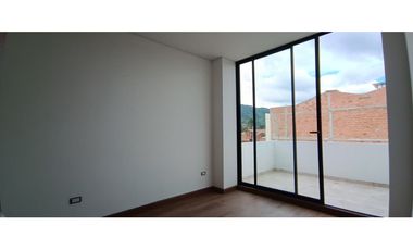 Arriendo Apto cota centro para estrenar  $ 1.800.000