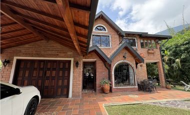 Venta de casa campestre en San Antonio de Prado