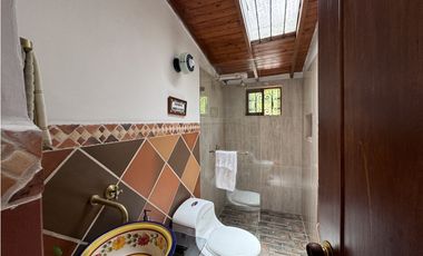 Venta de casa campestre en San Antonio de Prado