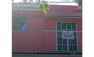 Se arrienda casa 2 pisos Barrio los robles