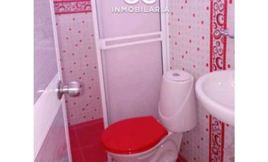 Se arrienda casa 2 pisos Barrio los robles