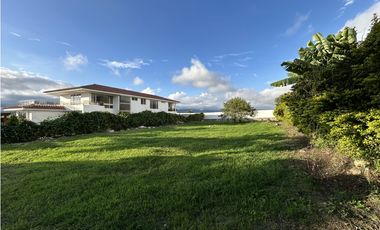 LOTE EN VENTA EN CONDOMINIO BARILOCHE - FUSAGASUGA