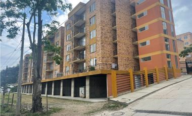 Urbanizacion San Jose De Los Cambulos MZ E Apto 323