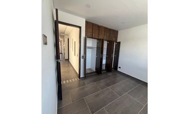 Se vende apartamento ubicado en el municipio de La Unión Antioquia.