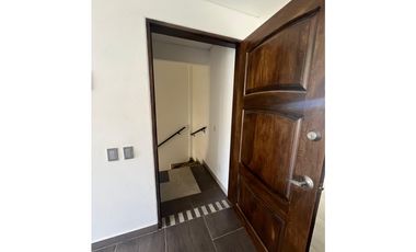 Se vende apartamento ubicado en el municipio de La Unión Antioquia.