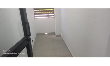 APARTAESTUDIOS / BASE AEREA / INCLUYE SERVICIOS / NORTE