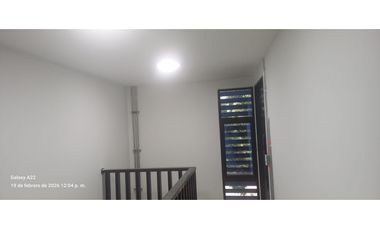 APARTAESTUDIOS / BASE AEREA / INCLUYE SERVICIOS / NORTE