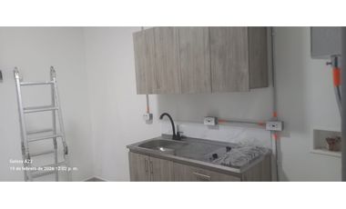 APARTAESTUDIOS / BASE AEREA / INCLUYE SERVICIOS / NORTE