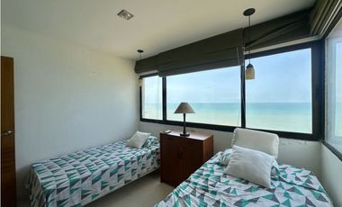 VENDO EN CARTAGENA APARTAMENTO FRENTE AL MAR EN B/GRANDE VISTA AL MAR