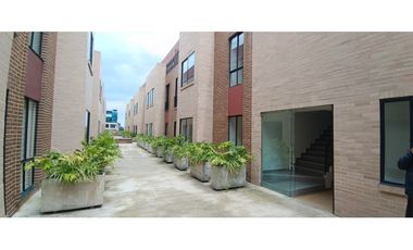 VENDO APARTAMENTO CONJUNTO CERRADO EN COTA