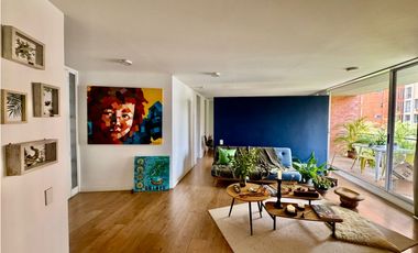 Apartaestudio en venta en El Poblado, Lalinde