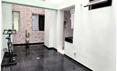 APARTAMENTO PARA LA VENTA UBICADO EN ALMERIA 