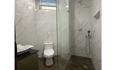 En venta casa en urbanizacion de lujo Manta