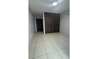 En venta casa en urbanizacion de lujo Manta