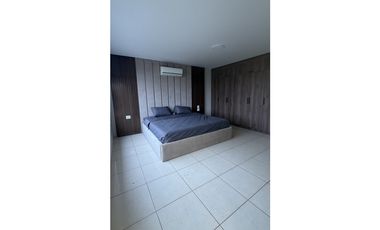 En venta casa en urbanizacion de lujo Manta