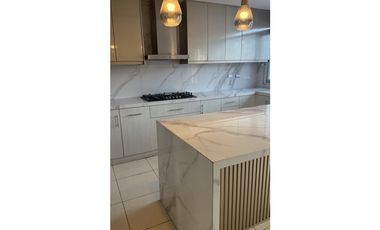 En venta casa en urbanizacion de lujo Manta