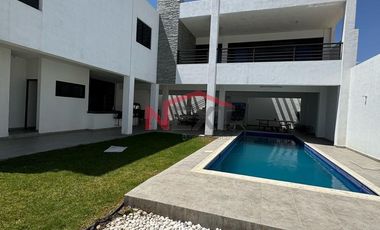 SE VENDE QUINTA CON JARDIN Y ALBERCA EN TORRECILLAS Y RAMONES