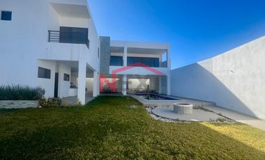 SE VENDE QUINTA CON JARDIN Y ALBERCA EN TORRECILLAS Y RAMONES