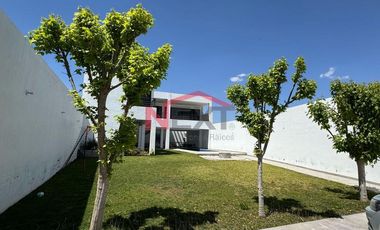 SE VENDE QUINTA CON JARDIN Y ALBERCA EN TORRECILLAS Y RAMONES