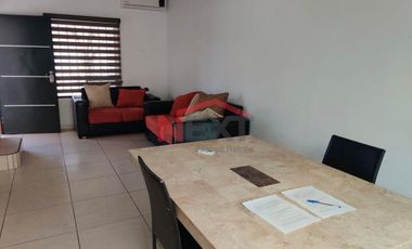 CASA EN VENTA AL SUR EN LOMAS DEL SUR