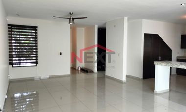 Casa en venta frente a parque en Privanzas del Campestre