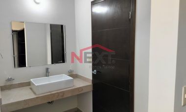 Casa en venta frente a parque en Privanzas del Campestre