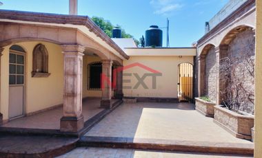 Casa en venta de 1 planta en calle privada