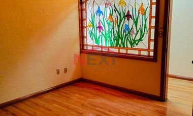 Casa en venta de 1 planta en calle privada