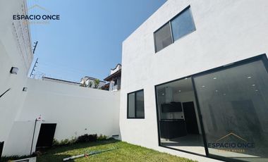 Casa en Fraccionamiento Lomas de Ahuatlán