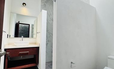 Casa en Fraccionamiento Lomas de Ahuatlán