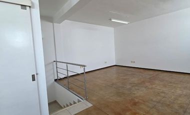 VENTA BODEGA COMERCIAL A UNA CUADRA DEL JARDIN DE SAN MARCOS BI