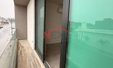 Casa en venta  de 4 Recámaras al Norte de Saltillo Totalmente Equipada