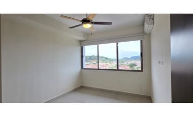 Apartamento Amoblado con Vista al Canal, Panamá Pacífico