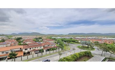 Apartamento Amoblado con Vista al Canal, Panamá Pacífico