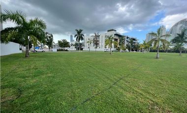 Se Vende Lote en Ocean Reef Island (800 m2)