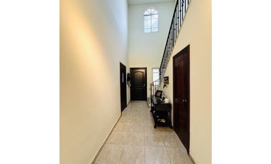 CASA EN ALQUILER PALMERAS DEL ESTE