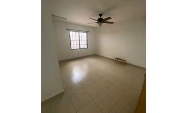 ALQUILER CASA DE 306 MT2 , OPORTUNIDAD UNICA , EN CONDADO DEL REY LT.