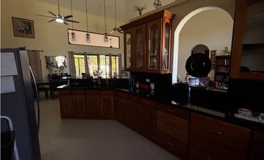 VENTA DE CASA 1700M EN EL HARINO SAN CARLOS SAN JOSE DE 3 HABITACIONES