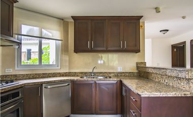 REMATE:VENTA DE CASA EN ANCON , PH TUCAN COUNTRY