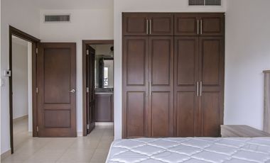 REMATE:VENTA DE CASA EN ANCON , PH TUCAN COUNTRY