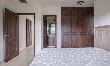 REMATE:VENTA DE CASA EN ANCON , PH TUCAN COUNTRY