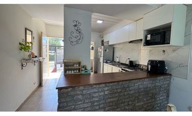 Venta depto 4 Amb Barrio cerrado Hogar obrero- Paso Del Rey