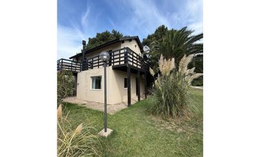 VENTA - 2 Casas 3 ambientes sobre gran lote, ideal renta - La Caleta