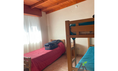 2 CASAS Calle 25 e/ 30 y 32